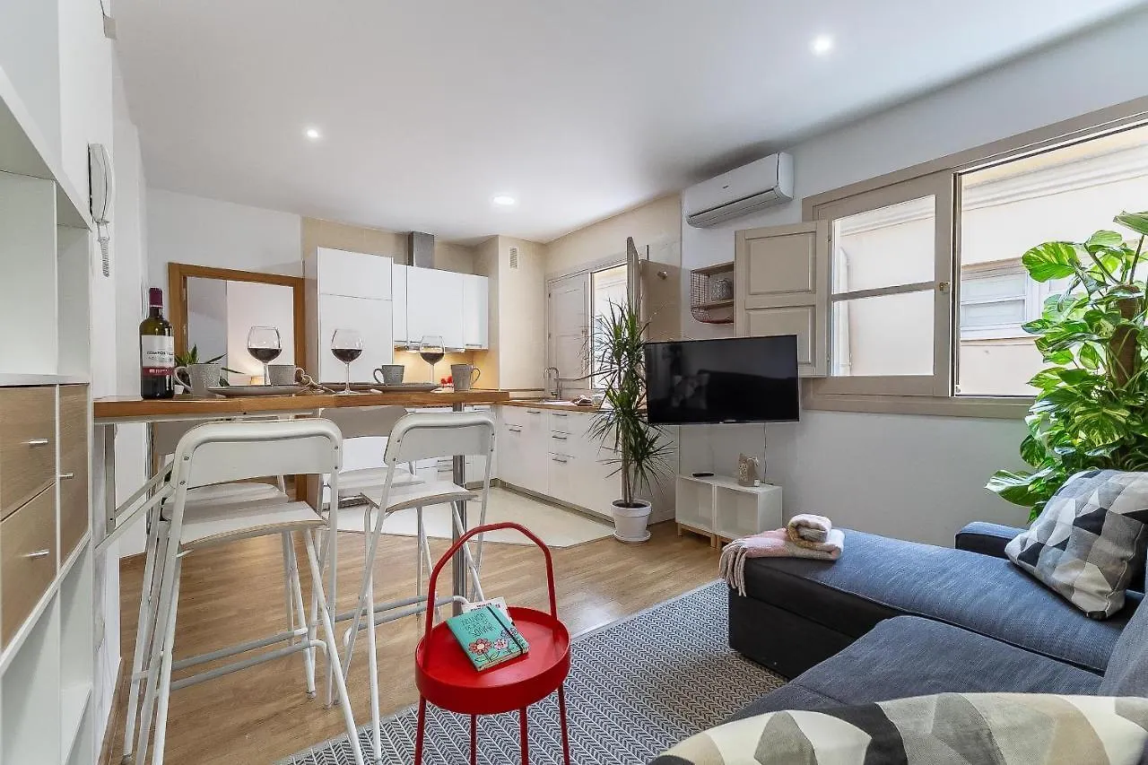 Boutique Mitjana Apartment Malaga